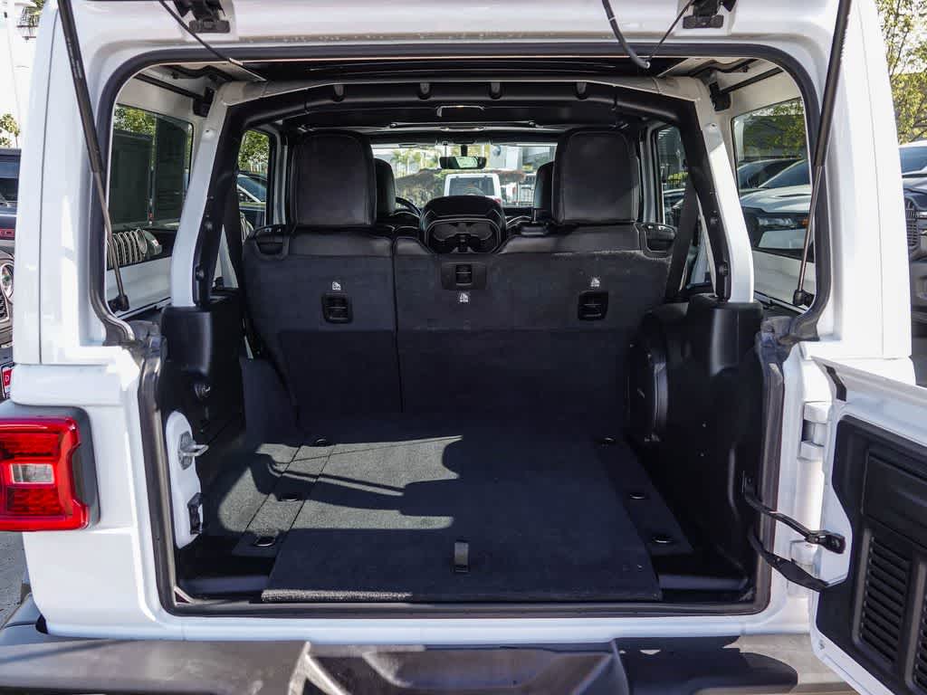 2021 Jeep Wrangler Sahara Altitude 4x4