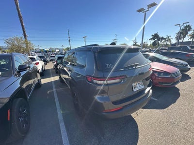 2023 Jeep Grand Cherokee L Altitude 4x2