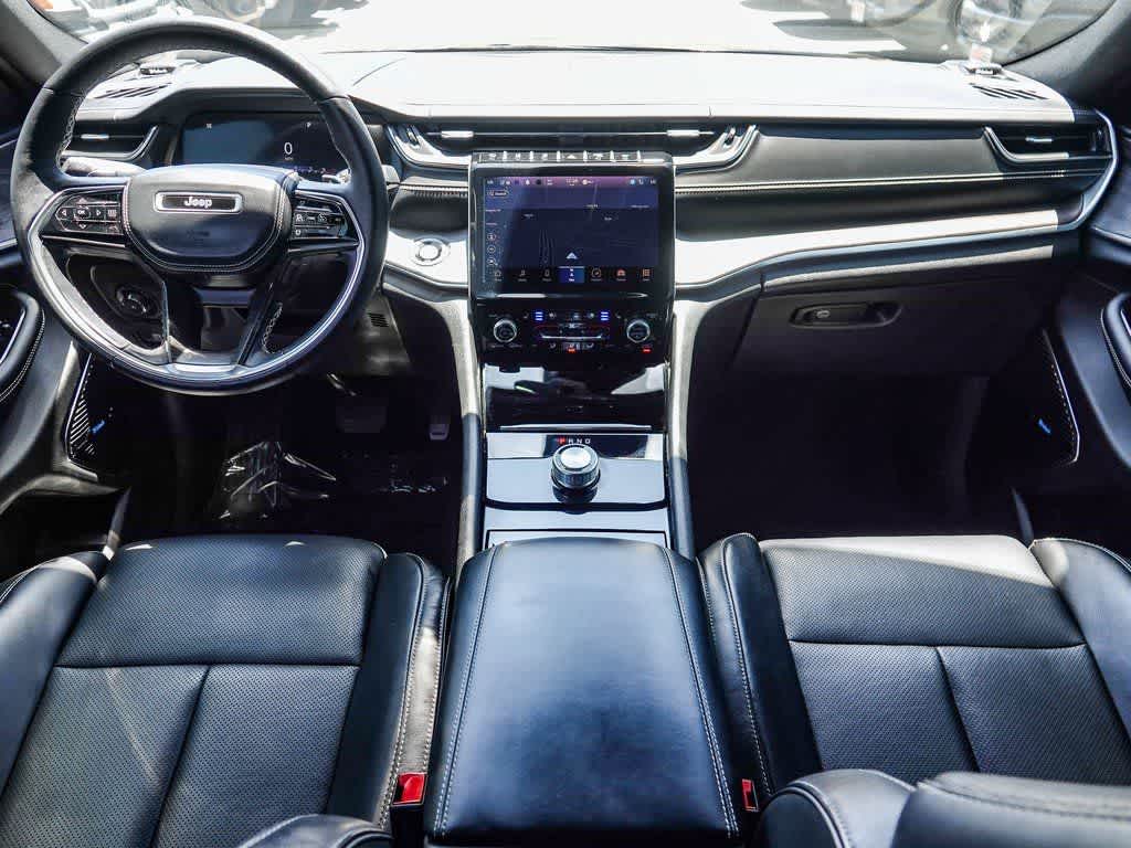 2022 Jeep Grand Cherokee L Overland 4x2