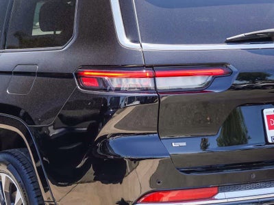 2022 Jeep Grand Cherokee L Overland 4x2