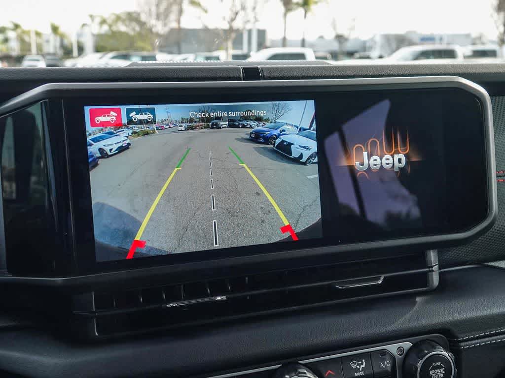 2025 Jeep Wrangler 4-Door Recon 4x4