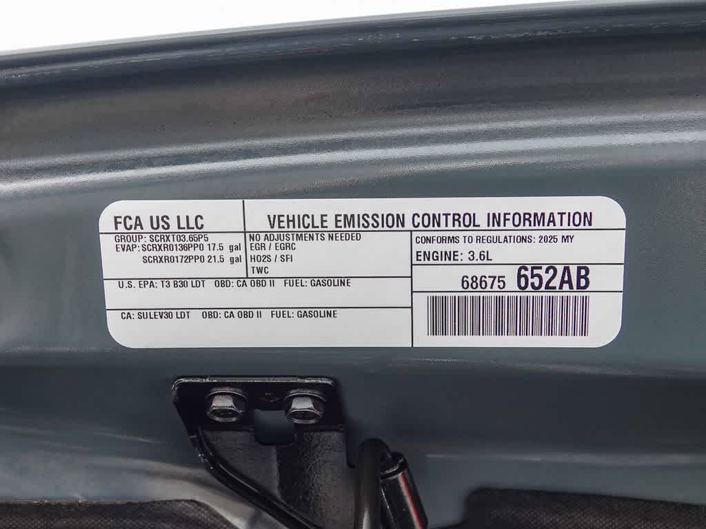 2025 Jeep Wrangler 4-Door Recon 4x4