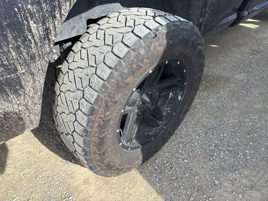 2020 RAM 1500 Classic SLT Crew Cab 4x2 6'4' Box