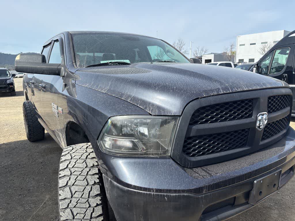2020 RAM 1500 Classic SLT Crew Cab 4x2 6'4' Box