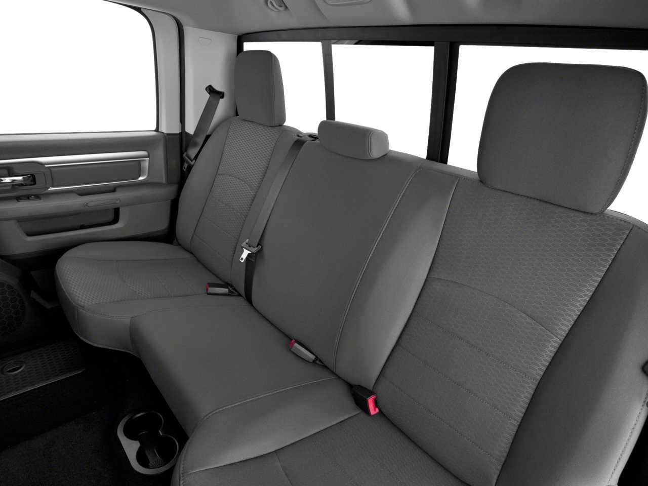 2017 RAM 1500 Big Horn Crew Cab 4x4 5'7' Box