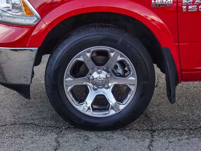 2017 RAM 1500 Laramie Crew Cab 4x4 5'7' Box