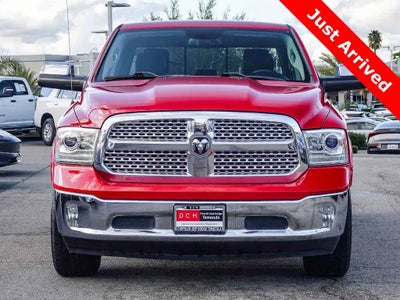 2017 RAM 1500 Laramie Crew Cab 4x4 5'7' Box