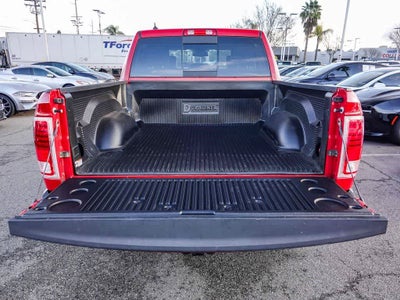 2017 RAM 1500 Laramie Crew Cab 4x4 5'7' Box