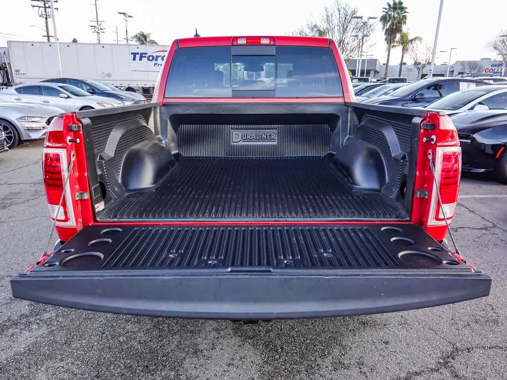 2017 RAM 1500 Laramie Crew Cab 4x4 5'7' Box