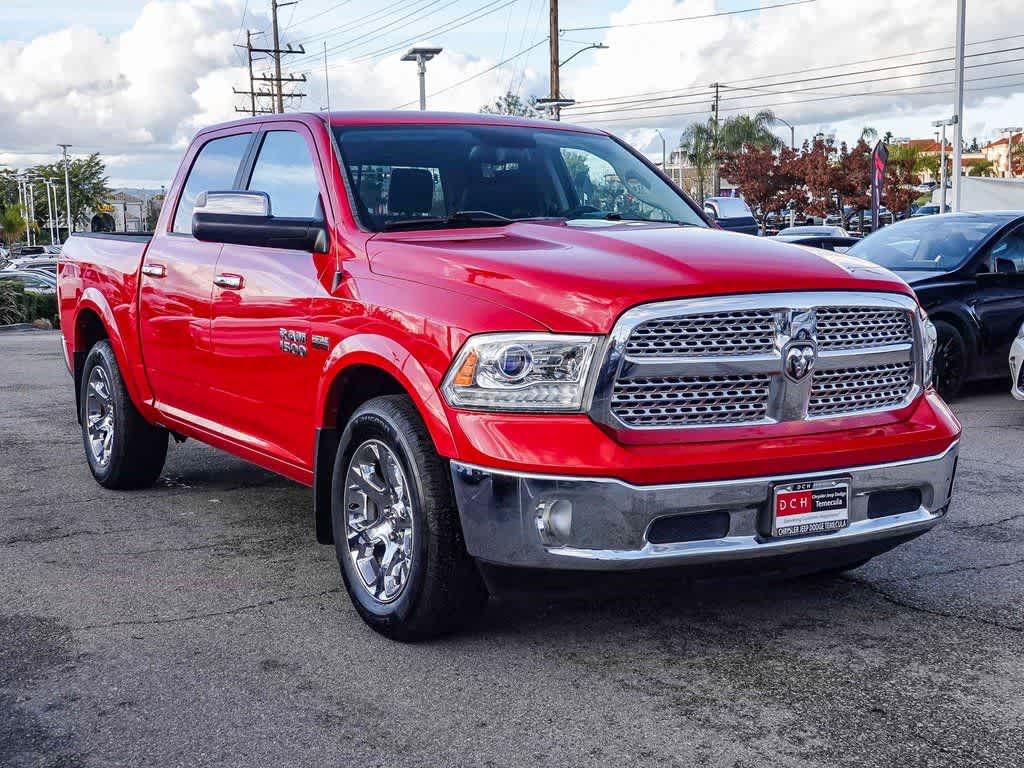 2017 RAM 1500 Laramie Crew Cab 4x4 5'7' Box