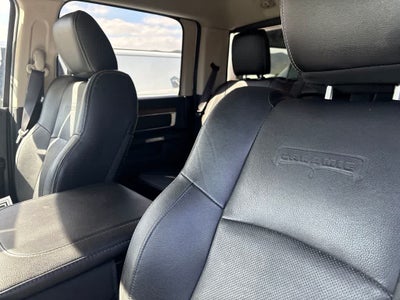 2017 RAM 1500 Laramie Crew Cab 4x4 5'7' Box