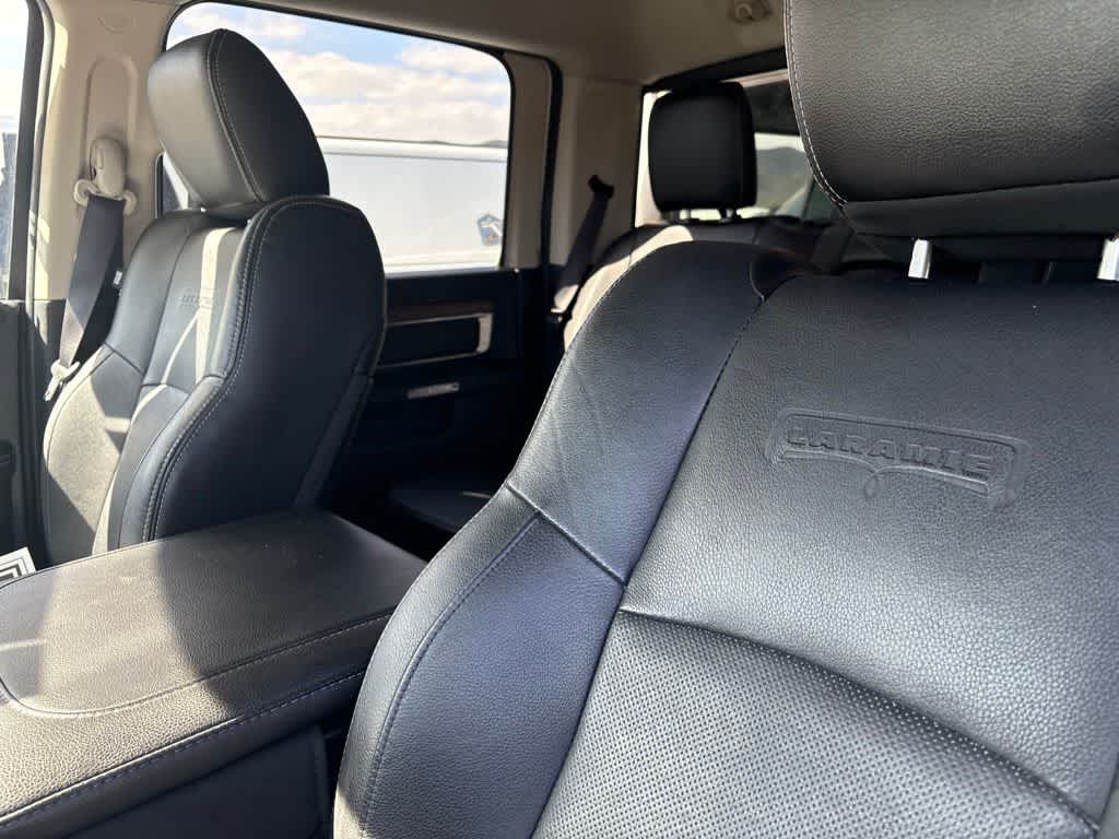 2017 RAM 1500 Laramie Crew Cab 4x4 5'7' Box