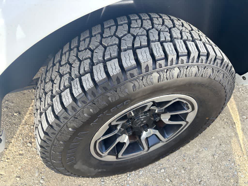 2017 RAM 1500 Laramie Crew Cab 4x4 5'7' Box