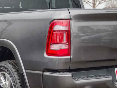 2020 RAM 1500 Laramie Crew Cab 4x2 5'7' Box