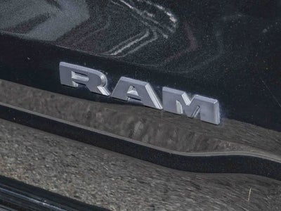 2022 RAM 1500 Laramie Crew Cab 4x2 5'7' Box