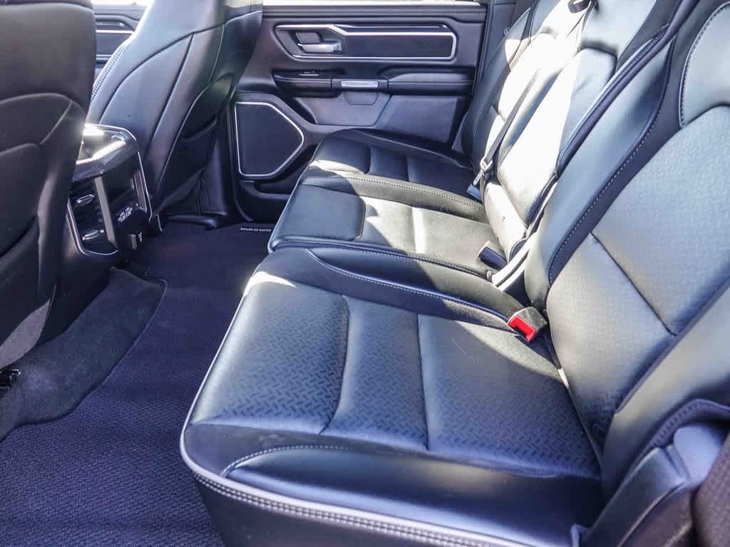 2022 RAM 1500 Laramie Crew Cab 4x2 5'7' Box