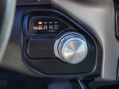 2022 RAM 1500 Laramie Crew Cab 4x2 5'7' Box