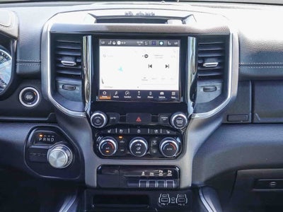 2022 RAM 1500 Laramie Crew Cab 4x2 6'4' Box