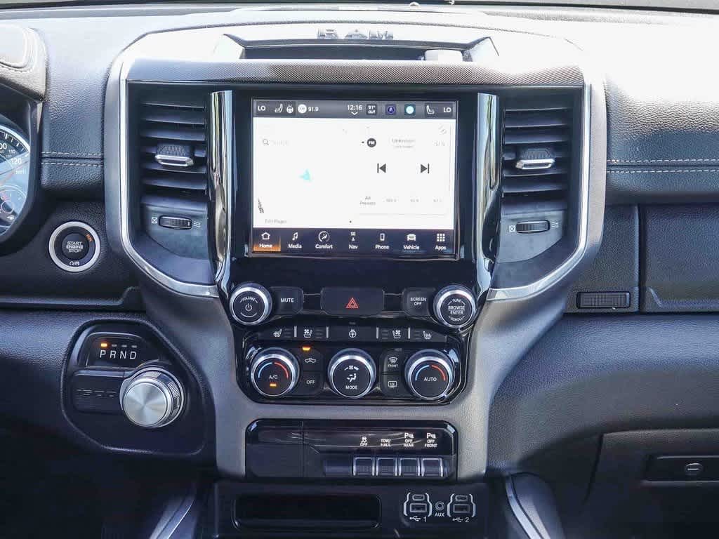 2022 RAM 1500 Laramie Crew Cab 4x2 6'4' Box