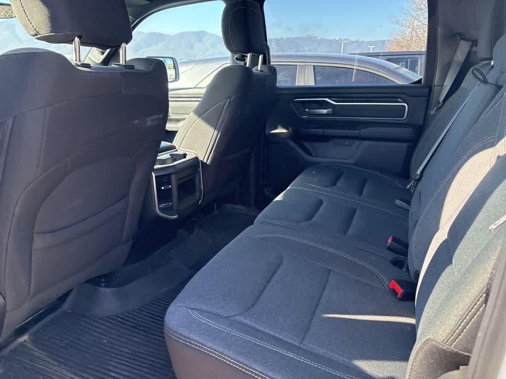 2022 RAM 1500 Big Horn Crew Cab 4x4 5'7' Box