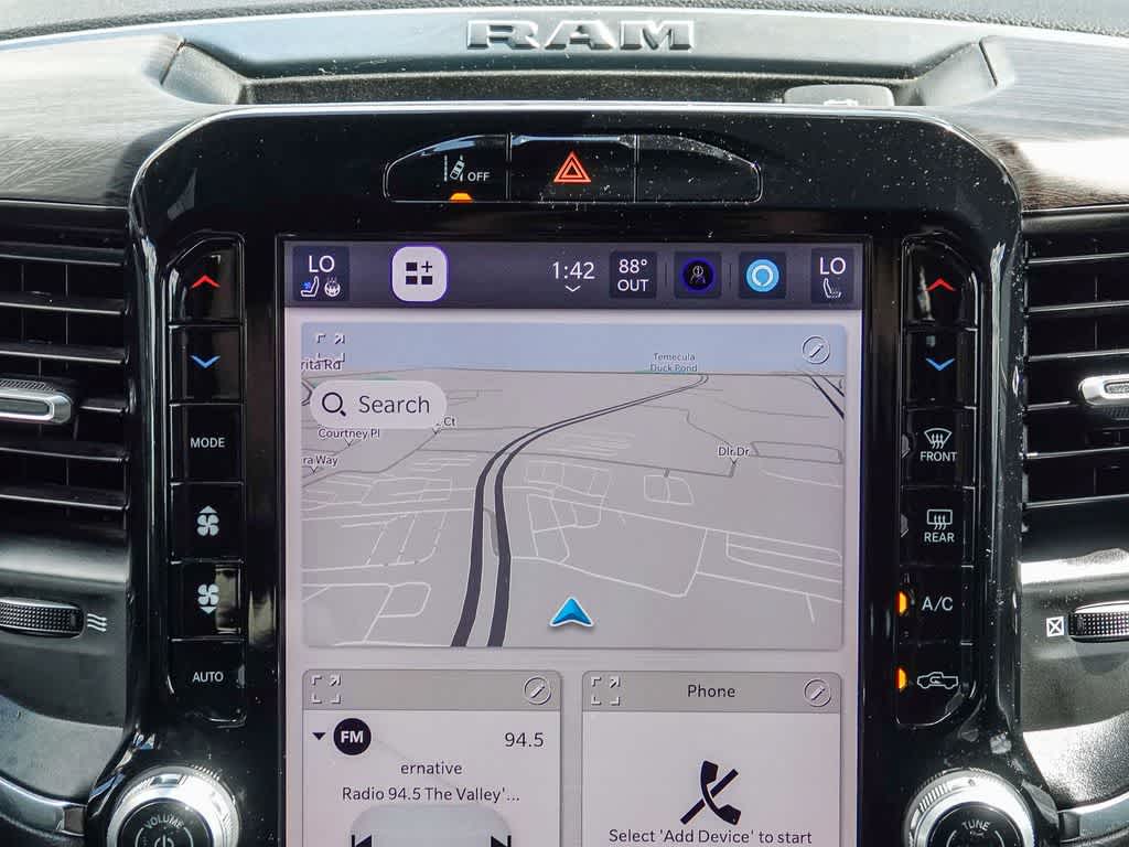 2025 RAM 1500 Laramie Crew Cab 4x4 5'7' Box