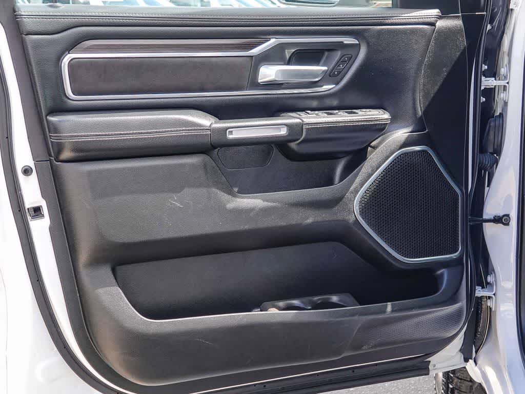 2025 RAM 1500 Laramie Crew Cab 4x4 5'7' Box