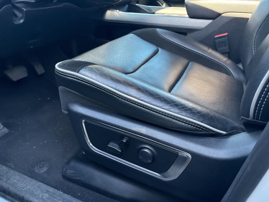 2025 RAM 1500 Laramie Crew Cab 4x4 5'7' Box