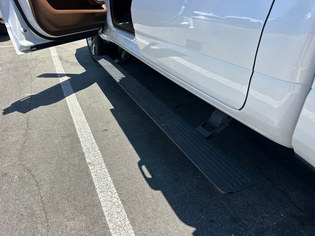 2022 RAM 1500 Longhorn 4x4 Crew Cab 57 Box