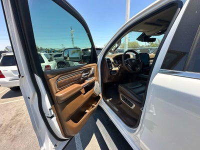 2022 RAM 1500 Longhorn 4x4 Crew Cab 57 Box