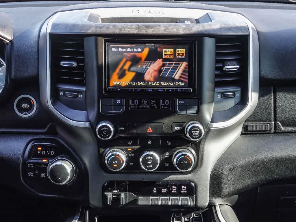 2021 RAM 1500 Big Horn Crew Cab 4x4 6'4' Box