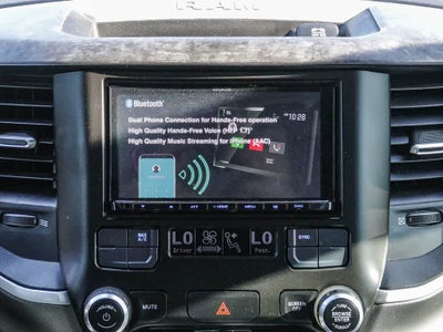 2021 RAM 1500 Big Horn Crew Cab 4x4 6'4' Box