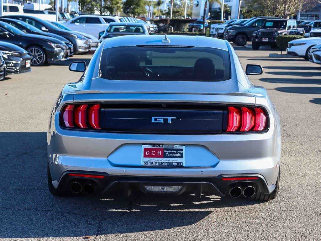2022 Ford Mustang GT Premium Fastback