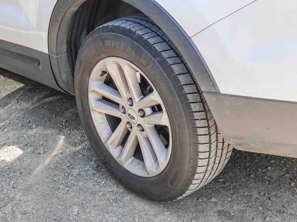 2017 Ford Explorer Base