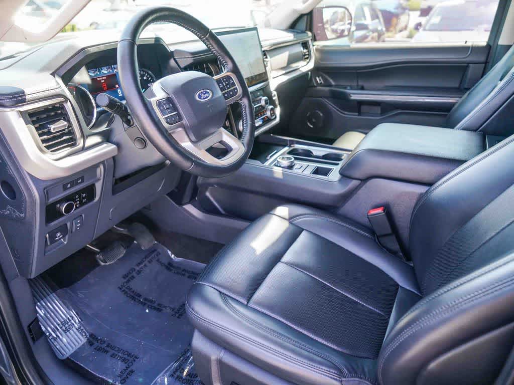 2023 Ford Expedition XLT