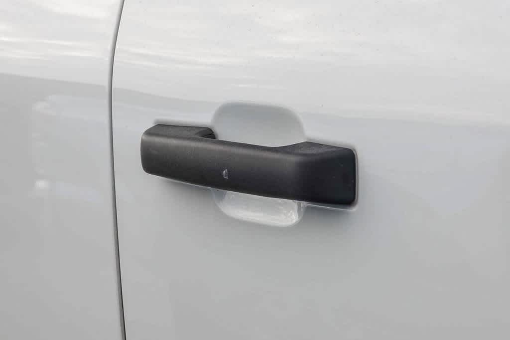 2022 Ford F-150 Lightning Pro