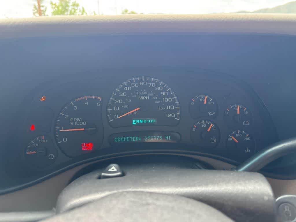 2005 Chevrolet Silverado 2500HD LS