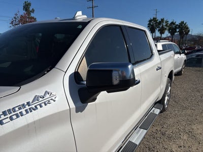 2022 Chevrolet Silverado 1500 2WD Crew Cab Short Bed High Country