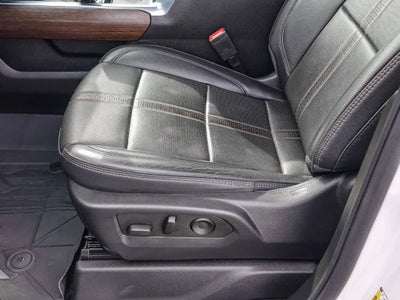 2022 Chevrolet Silverado 1500 2WD Crew Cab Short Bed High Country