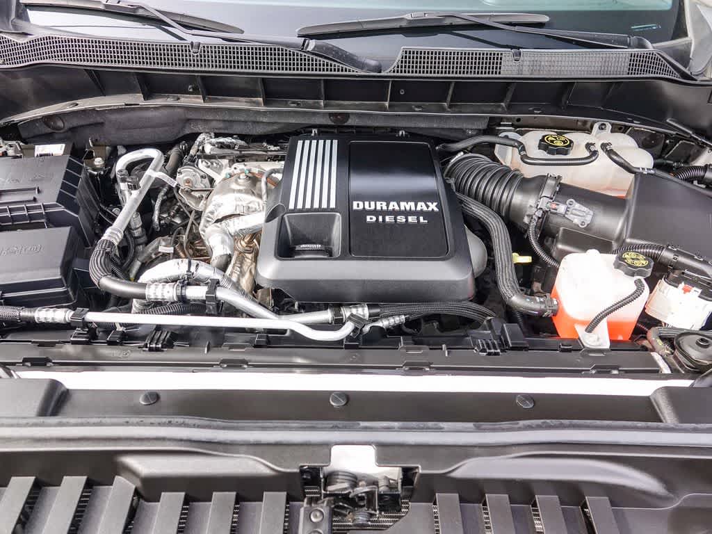 2022 Chevrolet Silverado 1500 2WD Crew Cab Short Bed High Country