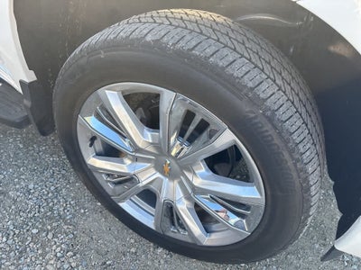 2022 Chevrolet Silverado 1500 2WD Crew Cab Short Bed High Country