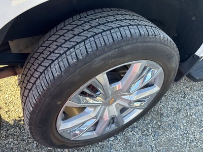 2022 Chevrolet Silverado 1500 2WD Crew Cab Short Bed High Country