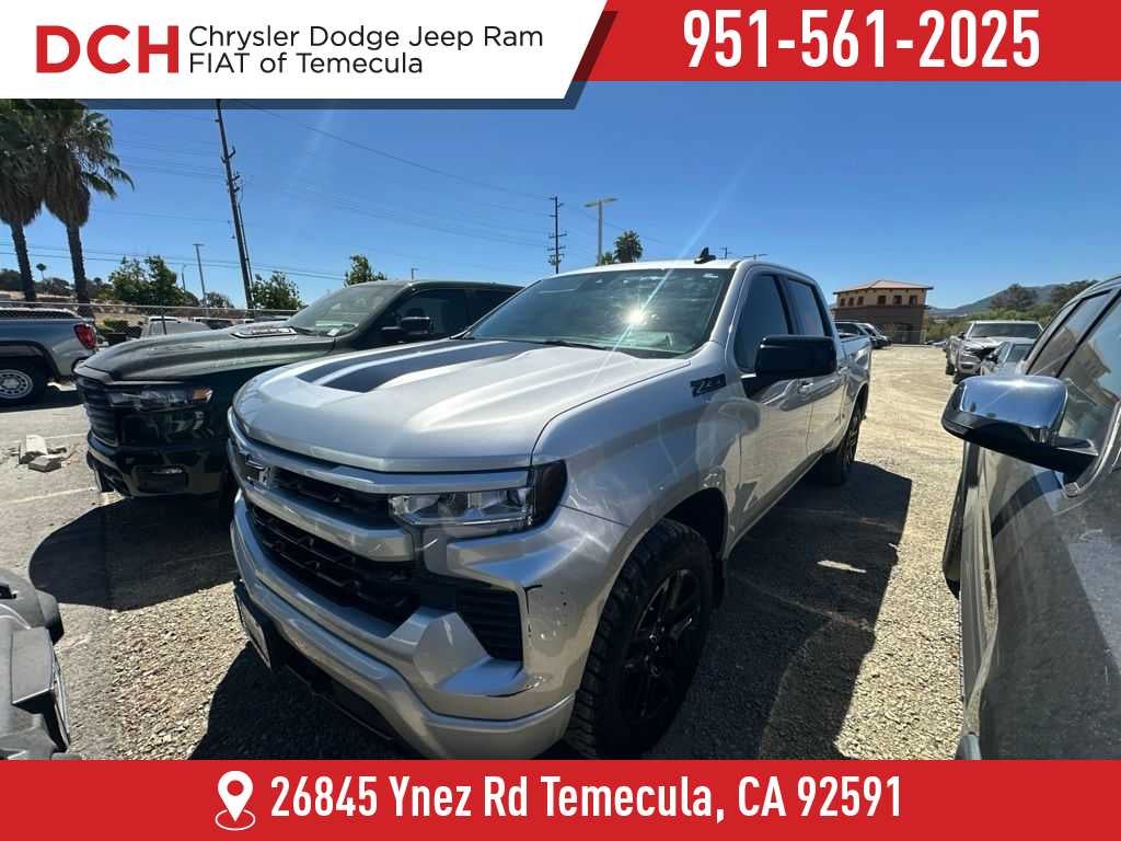 2022 Chevrolet Silverado 1500 4WD Crew Cab Short Bed RST