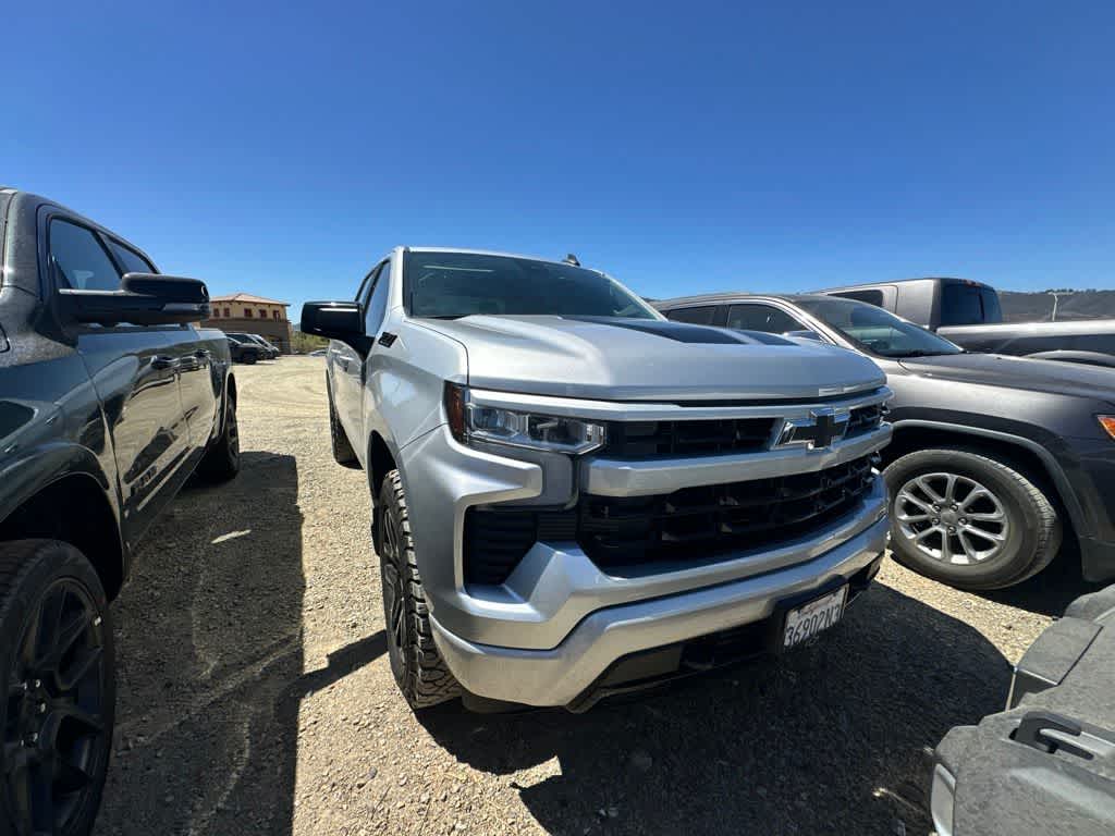 2022 Chevrolet Silverado 1500 4WD Crew Cab Short Bed RST
