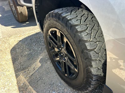 2022 Chevrolet Silverado 1500 4WD Crew Cab Short Bed RST