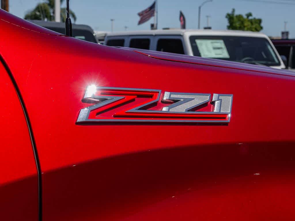 2023 Chevrolet Silverado 1500 4WD Crew Cab Short Bed RST