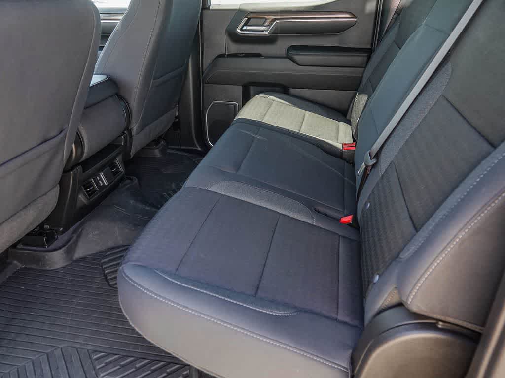 2023 Chevrolet Silverado 1500 4WD Crew Cab Short Bed RST