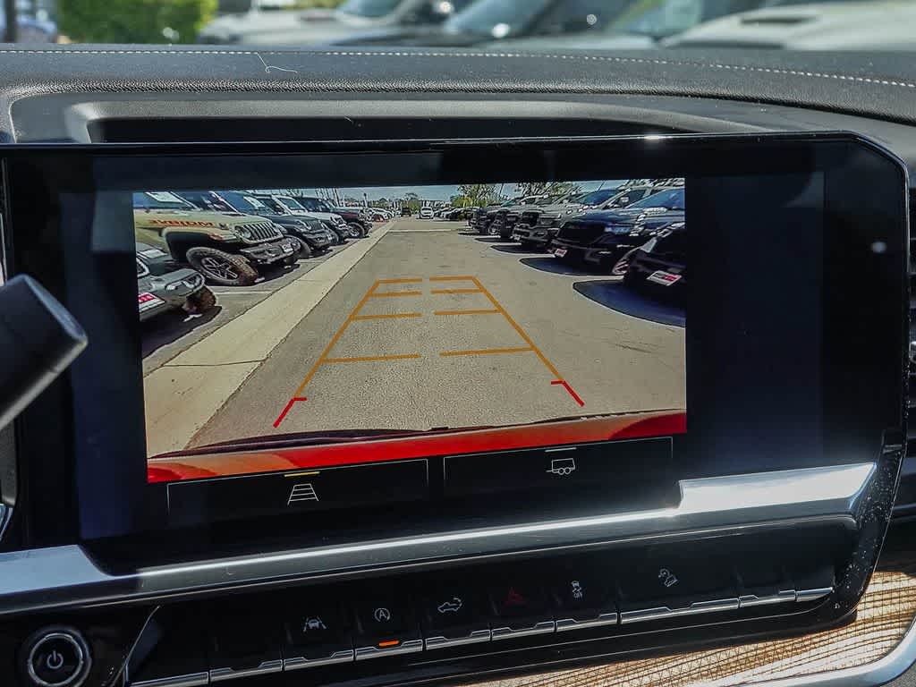 2023 Chevrolet Silverado 1500 4WD Crew Cab Short Bed RST