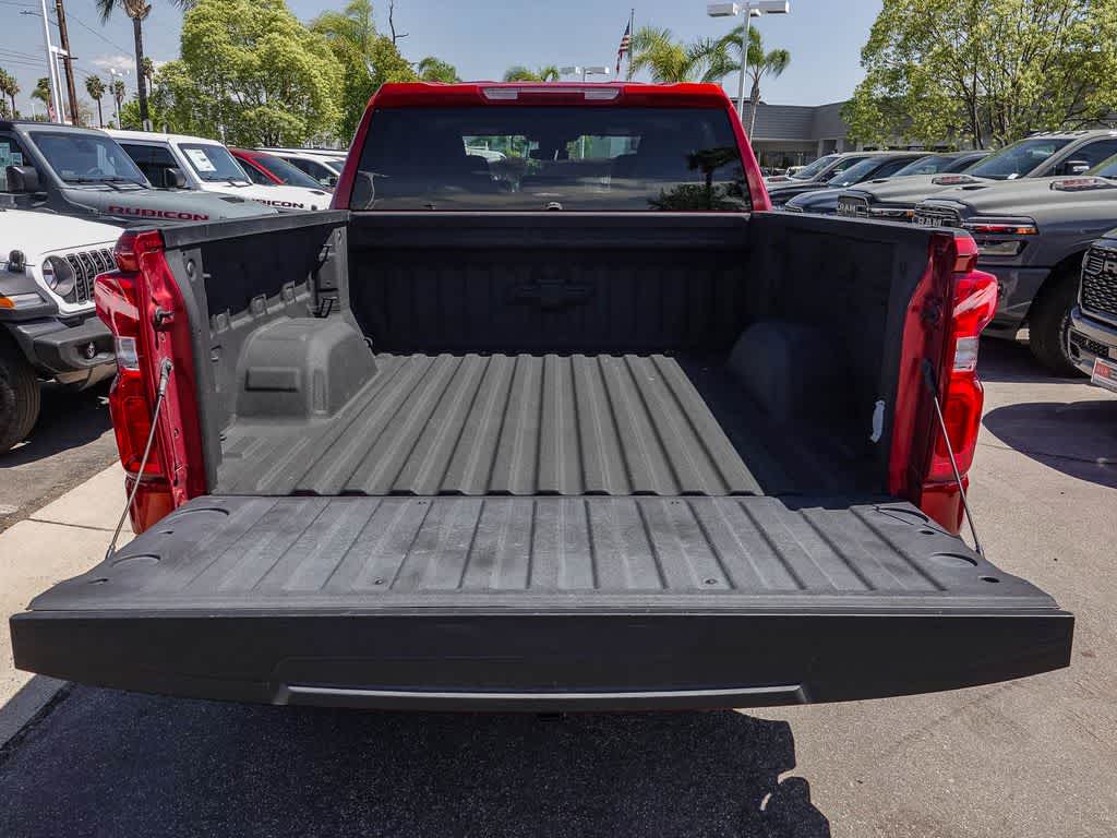 2023 Chevrolet Silverado 1500 4WD Crew Cab Short Bed RST