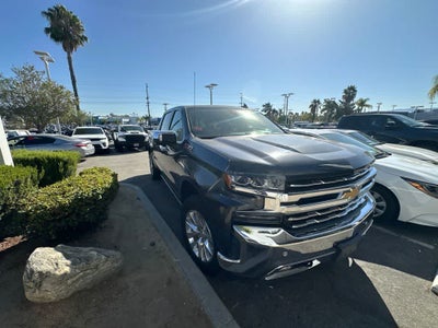 2020 Chevrolet Silverado 1500 4WD Crew Cab Short Bed LTZ