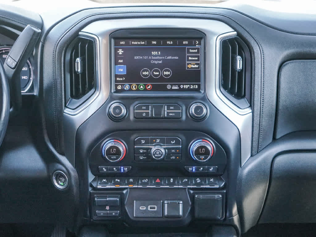 2020 Chevrolet Silverado 1500 4WD Crew Cab Short Bed LTZ